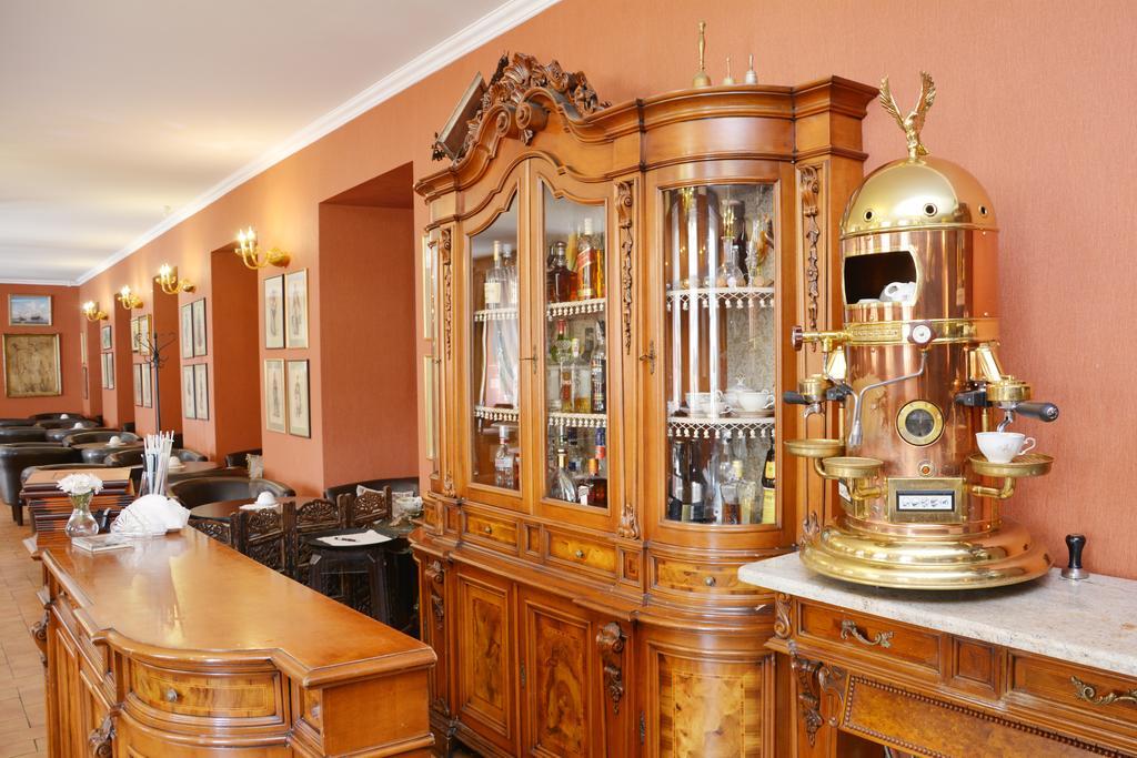 Komoda Club Residence Kalisz Esterno foto